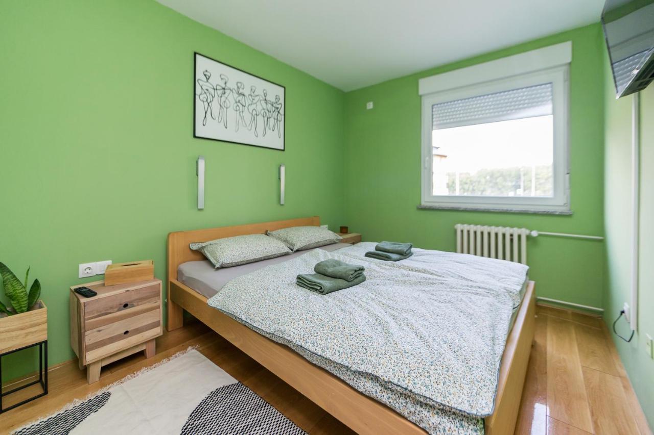 Apartman Bruna Self Check-In Osijek Extérieur photo