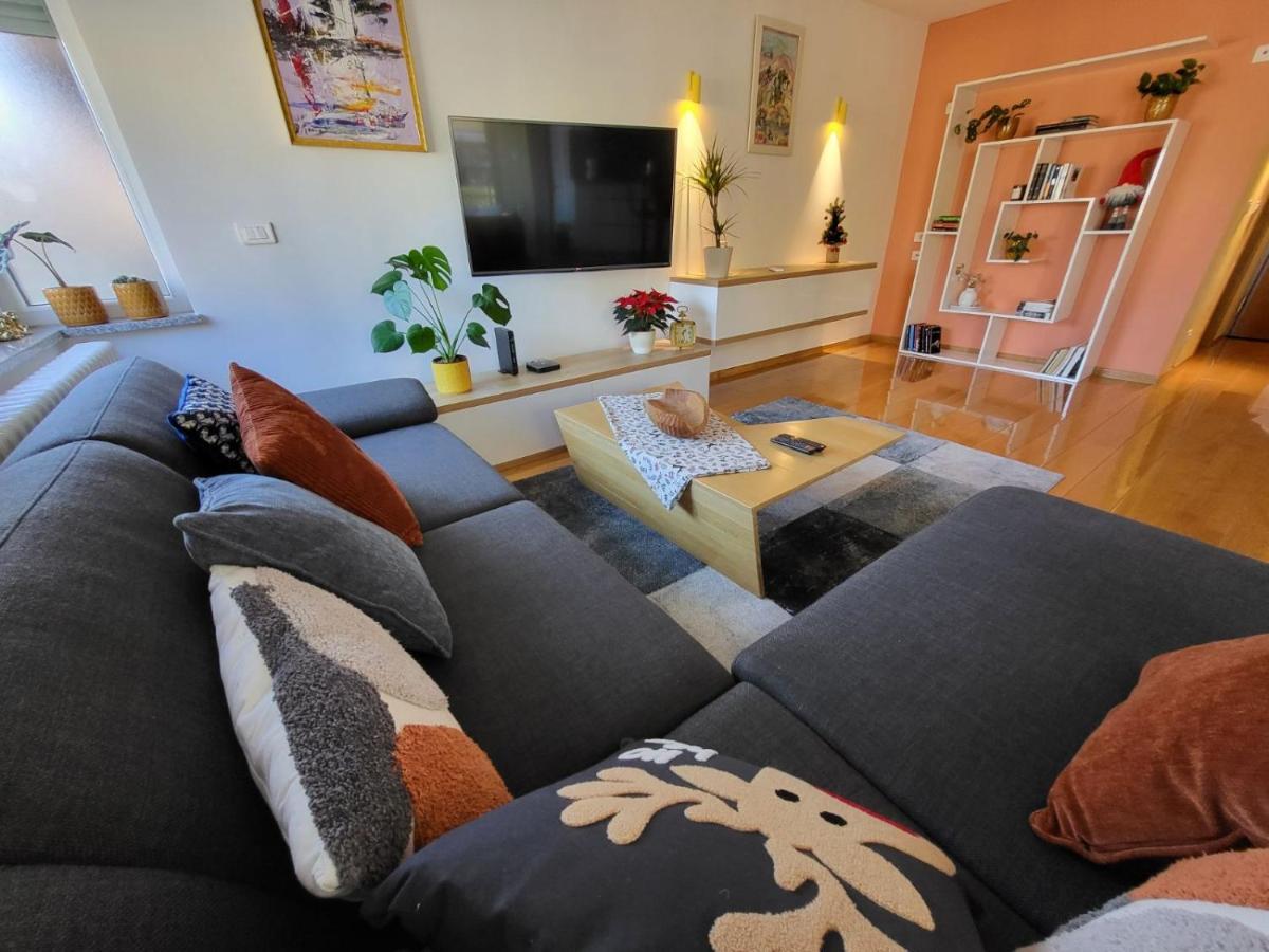 Apartman Bruna Self Check-In Osijek Extérieur photo